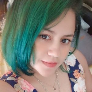 Meet your Posher, Dennisse